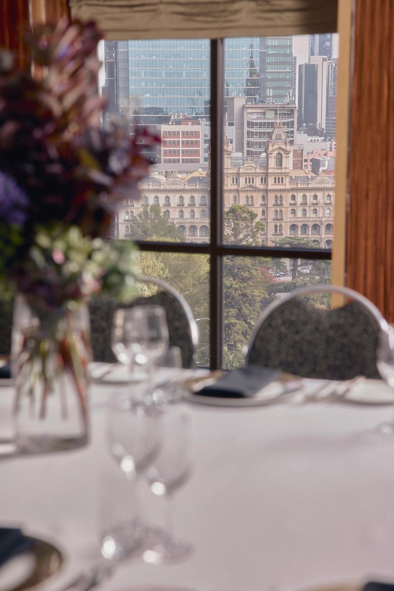 Park Hyatt Melbourne Hotell Eksteriør bilde The view from the restaurant